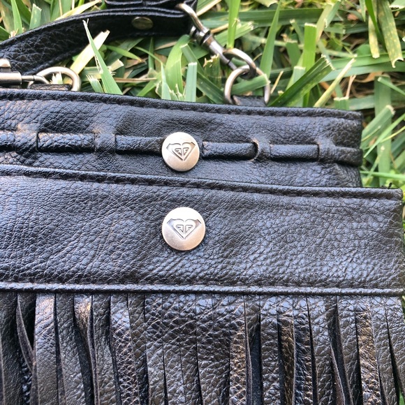 ROXY fringe Crossbody - Picture 6 of 16